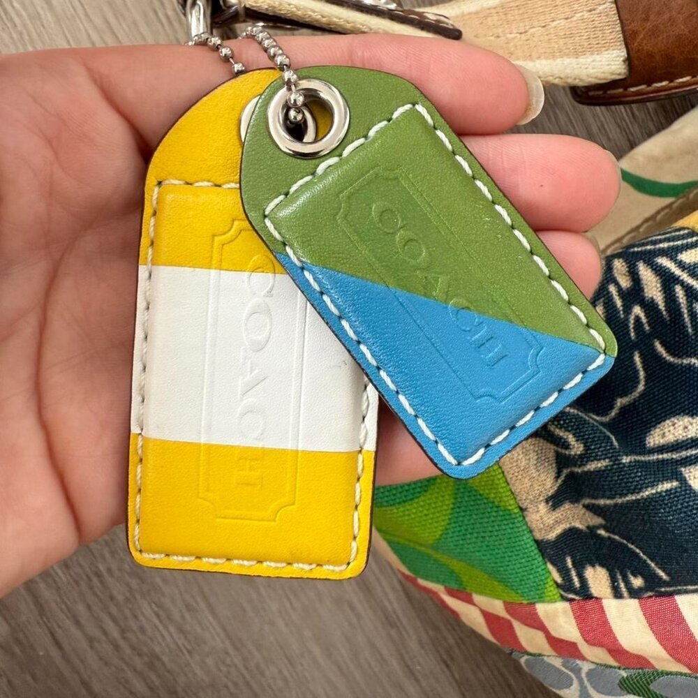 Vintage Coach Multicolor Patchwork Hobo Bag – Style No. M0673-10441 - Picture 5 of 8